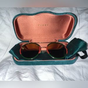 Gucci Round Sunglasses